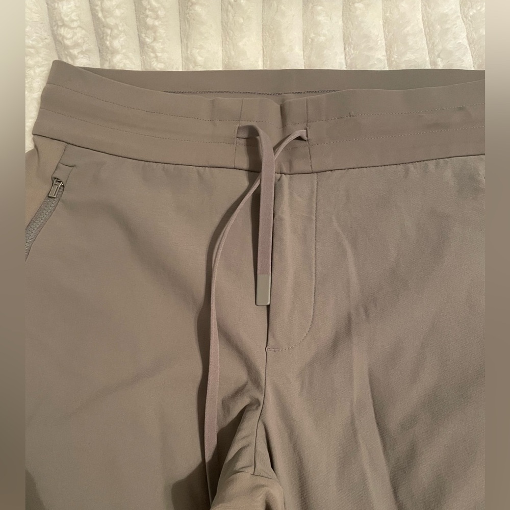 Athleta Headlands Hybrid Trek Jogger - Picture 3 of 10